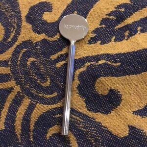 La Prairie Small Luxury Silver Plastic Spatula Spoon Tool / Authentic / New Used